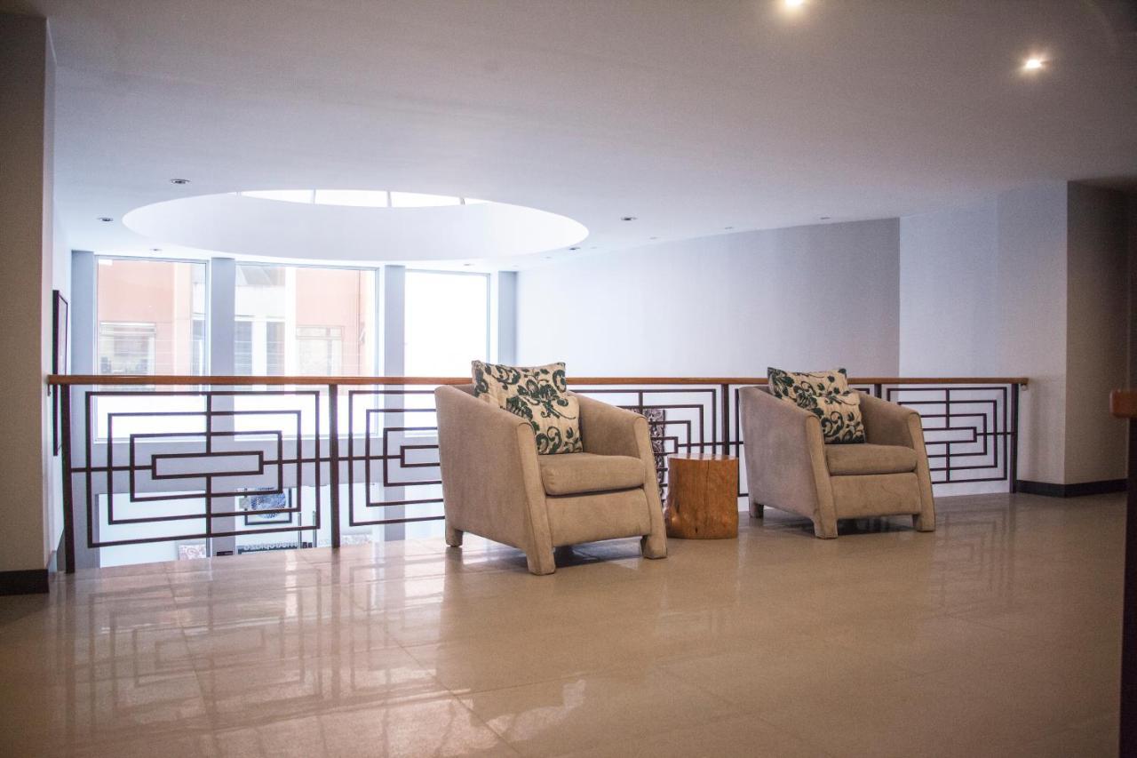 Deluxe Apartment Metroplaza Кито Екстериор снимка