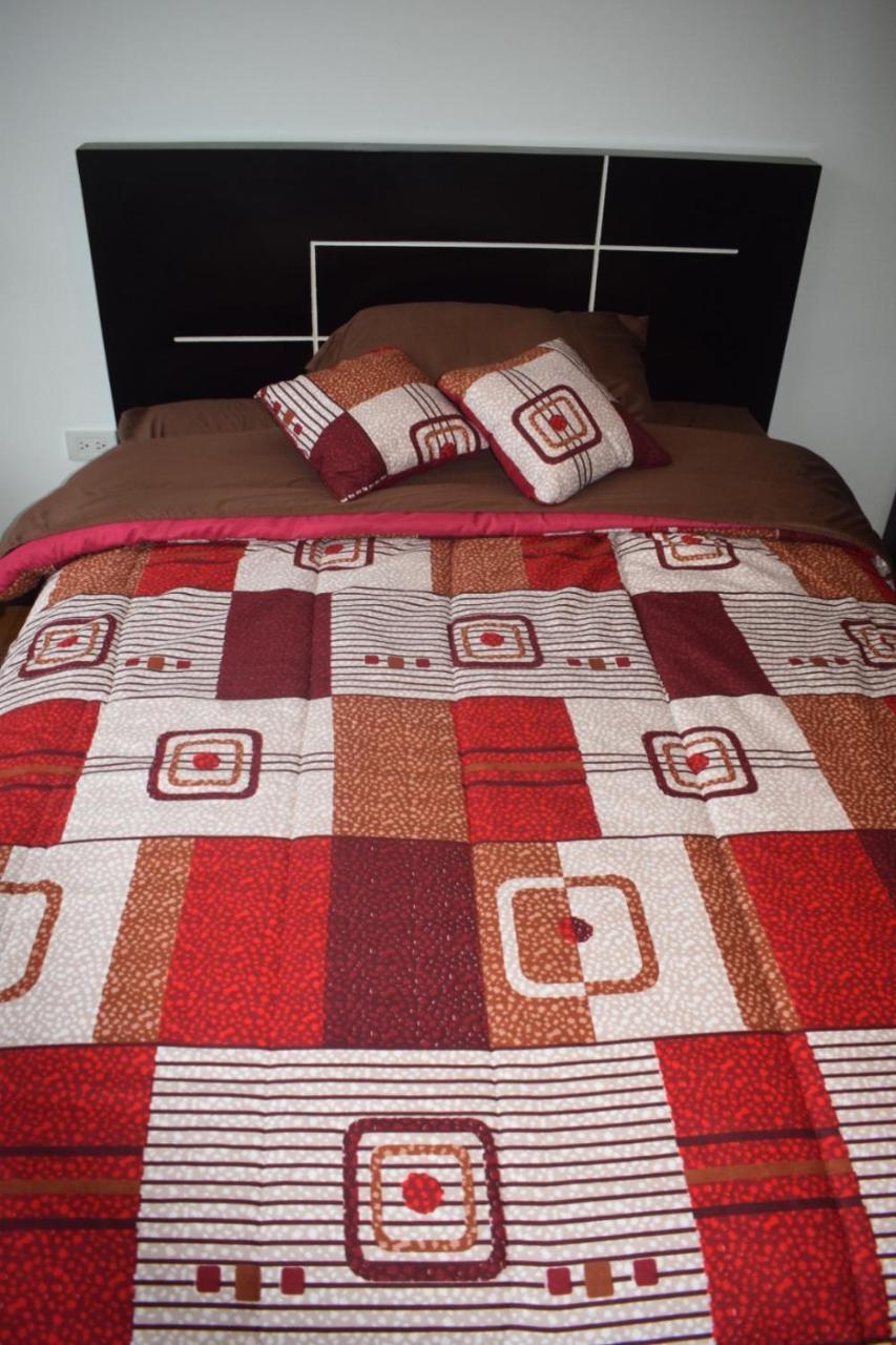 Deluxe Apartment Metroplaza Кито Екстериор снимка